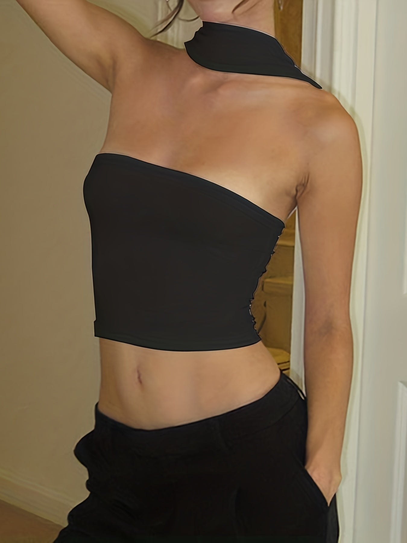 Sexy Ruched Halter Crop Top - Sleek Sleeveless Design, Body-Hugging Fit, Comfortable Wear, Women's Fashion Clothing for Summer and Party Occasions
