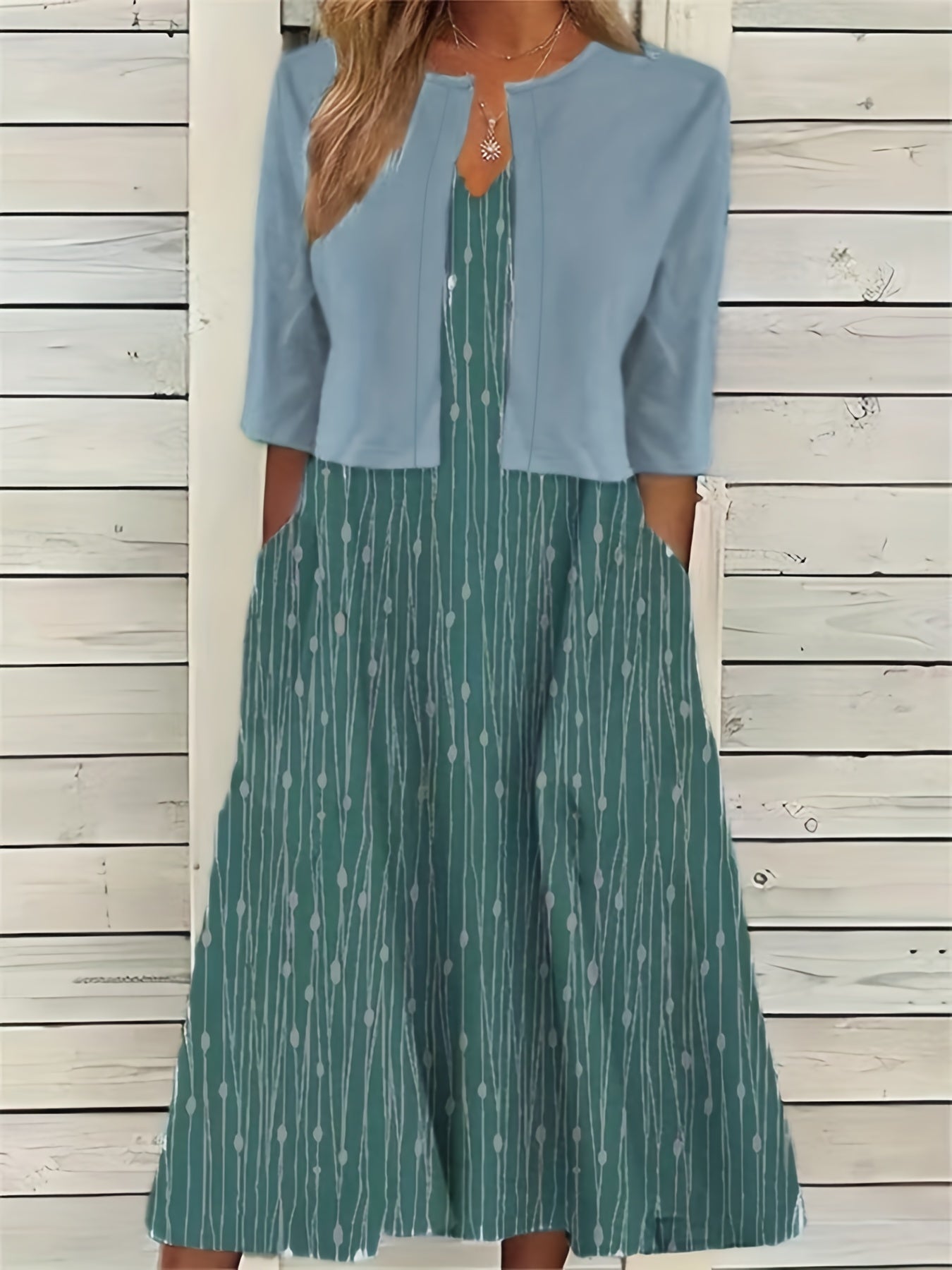 Spring/Summer Chic: Floral Print Two-Piece with V-Neck Crop Top & Comfortable Knit Dress Set, Elegant & Easy Care