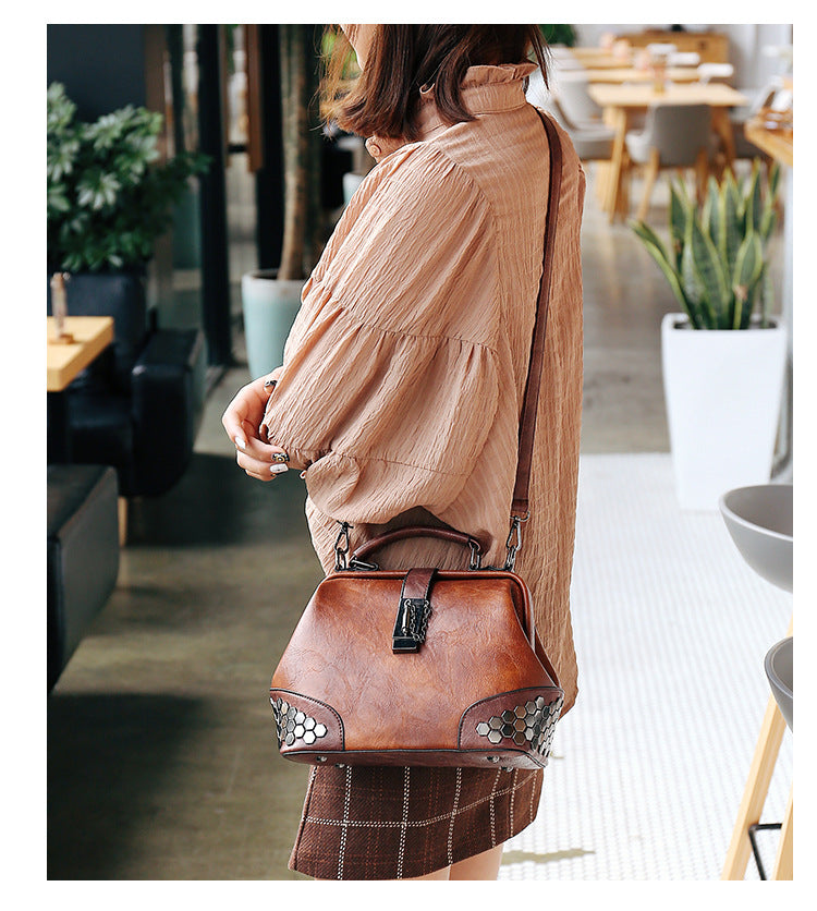 Women's Shoulder Bag Women's Handbag Fashion Purse Vintage Leather Bag Large Capacity Handbag Inclined Shoulder Bag Mom's Bag