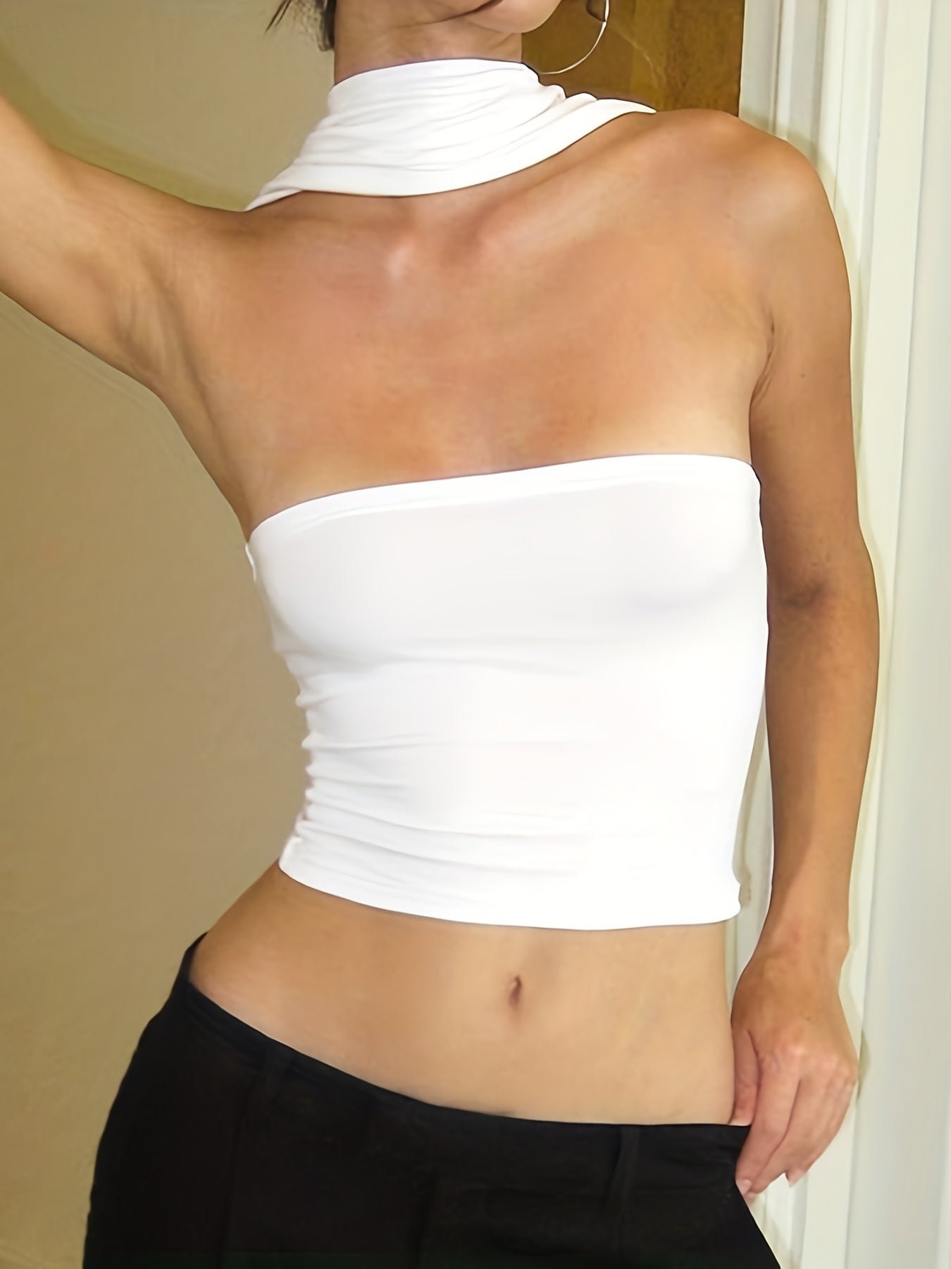 Sexy Ruched Halter Crop Top - Sleek Sleeveless Design, Body-Hugging Fit, Comfortable Wear, Women's Fashion Clothing for Summer and Party Occasions