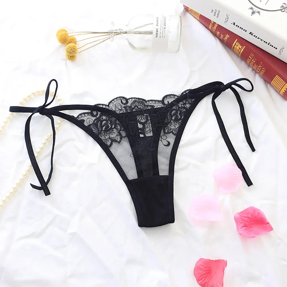 Women Sexy Underpant The embroidery lace Panties Girls Transparent bowknot Briefs Female printing Underwear fashion Lingerie