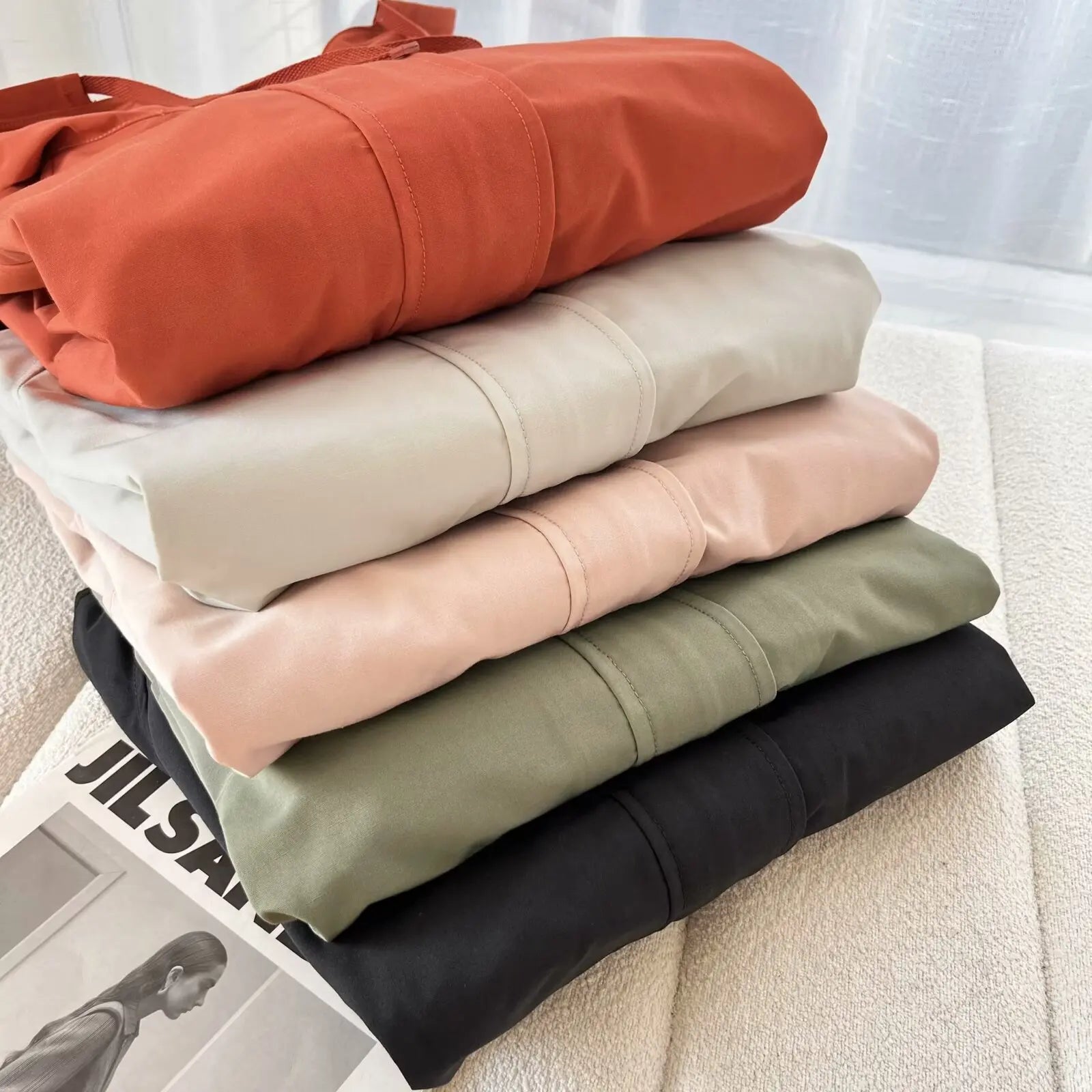 Women's Red Jacket Windproof Waterproof  2025 Casual Hooded Coat