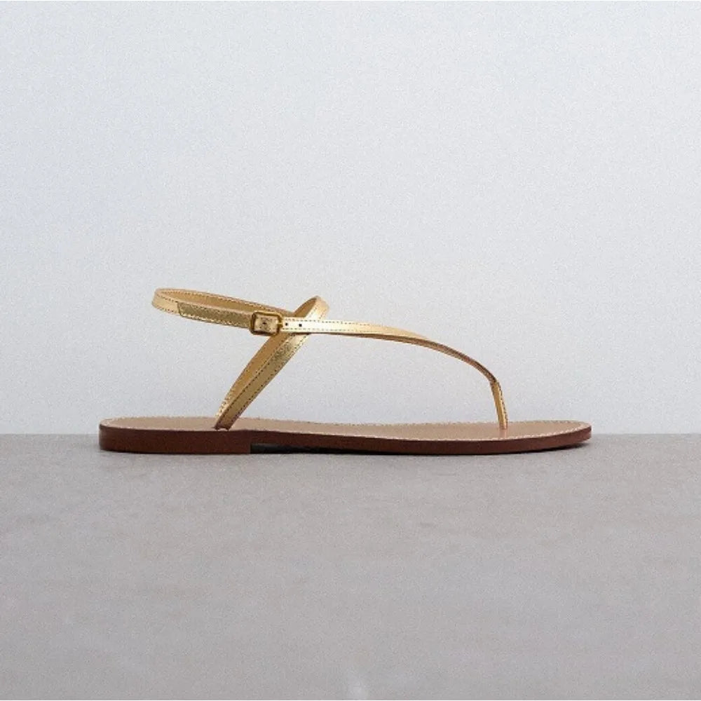 Flat Sandals for Women 2026 Summer Featuring A Simple and Fairy Like Style with A Single Strap and Clamped Toe Sandals for Women