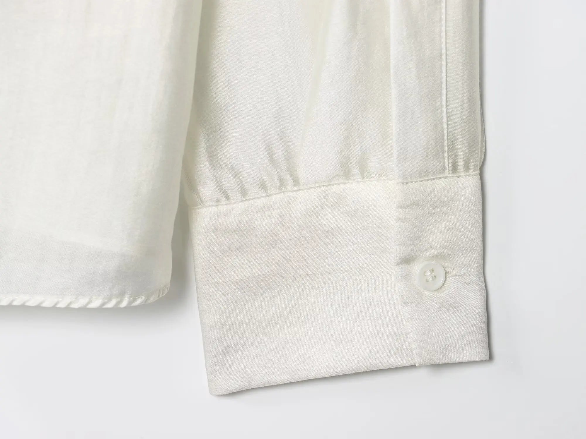 2025 New Women's Autumn Shirts Fashion Loose Elegant Office Shirts Chic Street Comfort Youth Travel Holiday Shirt Tops