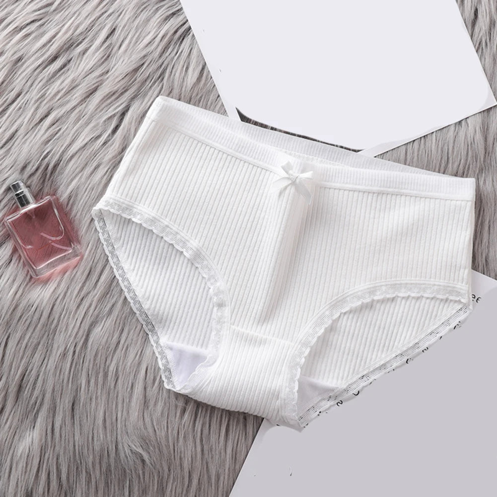 Discover the Comfort Women's Medium Rise Undergarment Designed With A Focus on Breathability & Ease of Movement