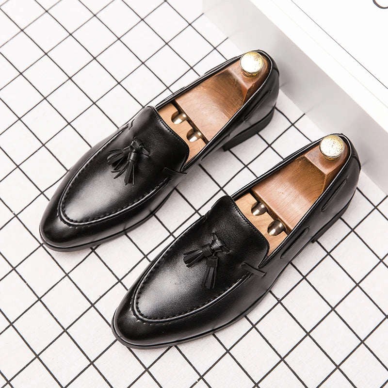 Wedding Shoes For Men Slip On Loafers Trend Tassels Leather Shoes Male Men’s Dress Shoes Business Shoes Men British Style Formal