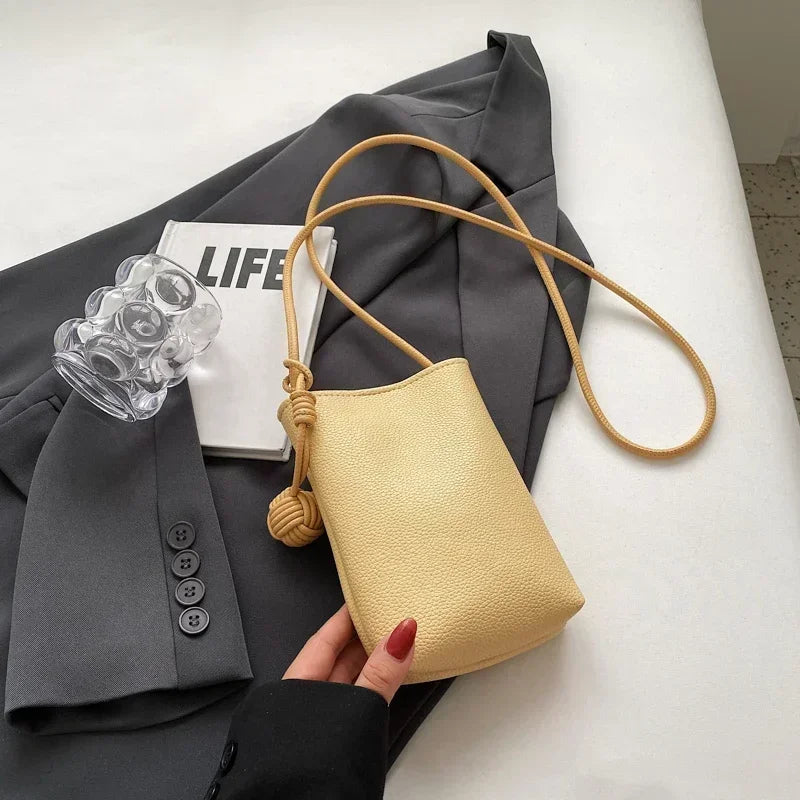 Women Handbags Female PU Leather Shoulder Bags Simple Large Capacity Crossbody Bags Portable Phone Purse Vacation Travel