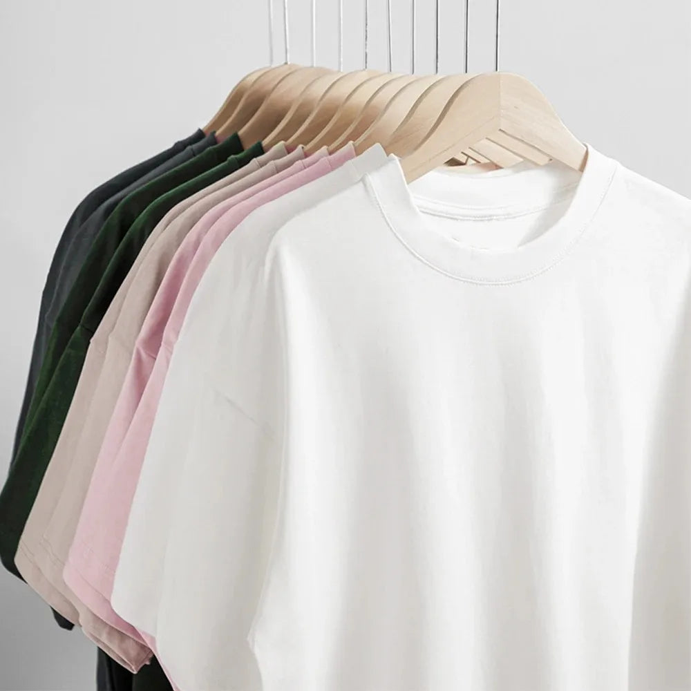 New summer streetwear T-shirt, inspired by Avril Lavigne concerts in the US.  Casual, loose-fitting streetwear shirt.
