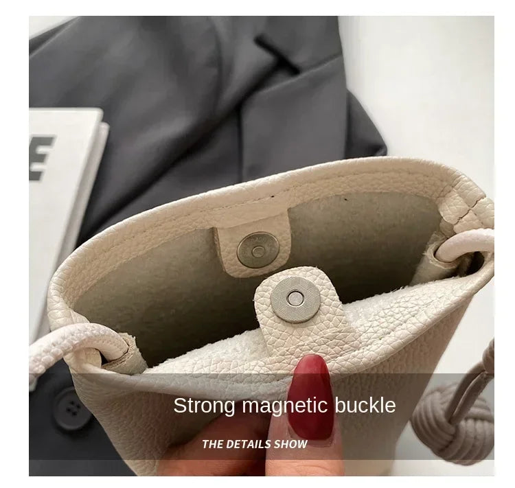 Women Handbags Female PU Leather Shoulder Bags Simple Large Capacity Crossbody Bags Portable Phone Purse Vacation Travel