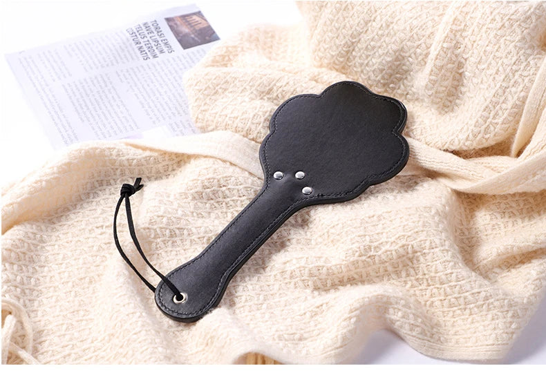 Adult Beat Slave SM Flirting Toys Slave Games Sex Toys Sexual Cat Claw BDSM Flog Spanking Whips Paddles For Couples