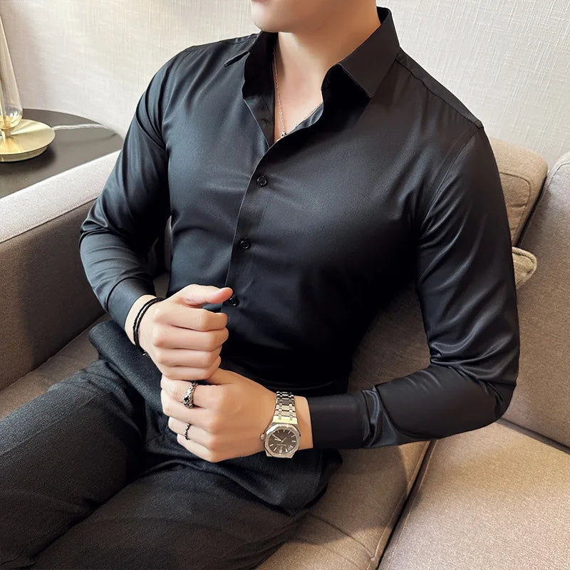 Lynett Lamar Men's Silk-Feel Non-Iron Long Sleeve Shirt — Seamless Stretch Business Casual