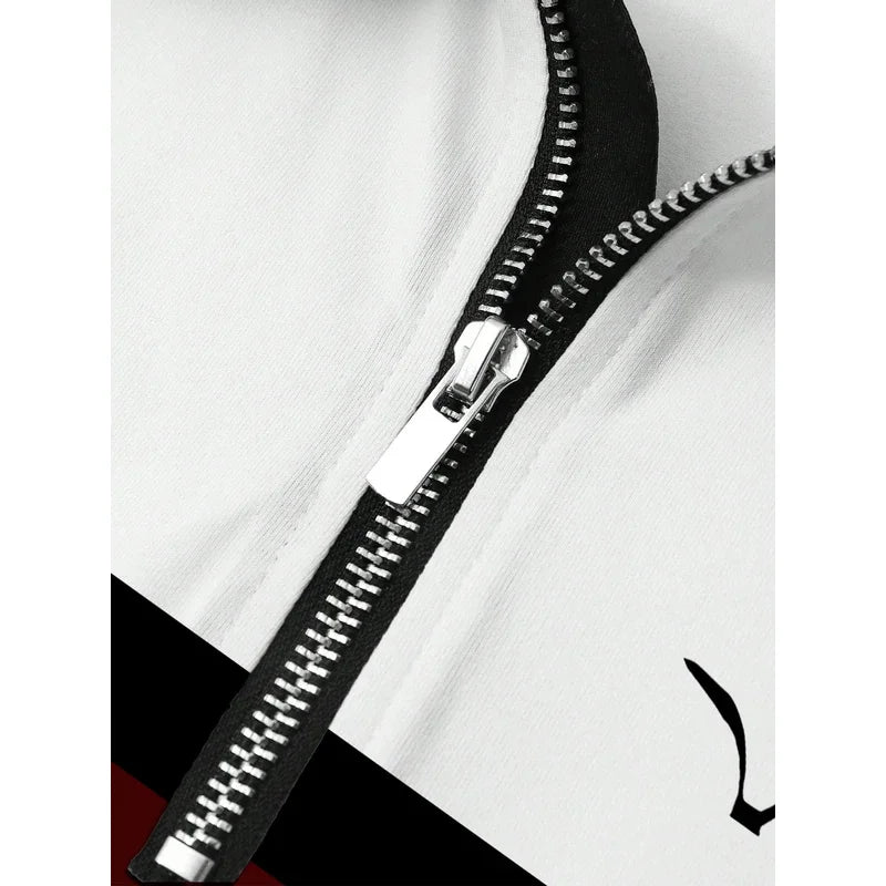 The men's polo shirt is a new summer fashion item. It is a casual and comfortable short-sleeved shirt with a logo print and coll