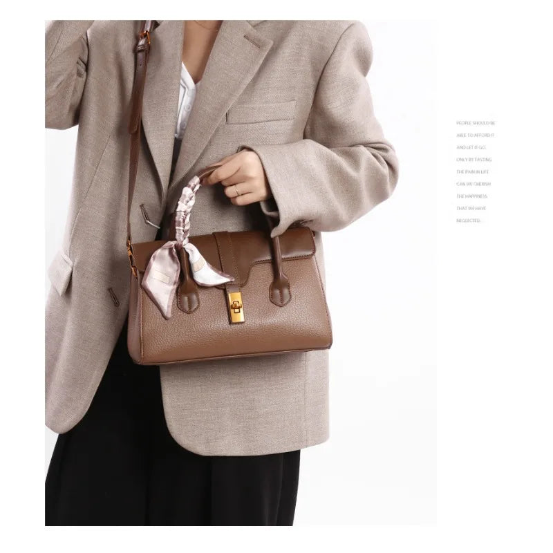 Fashionable and minimalist handbag for women, 2025 high-end crossbody bag, large capacity commuting handbag for women