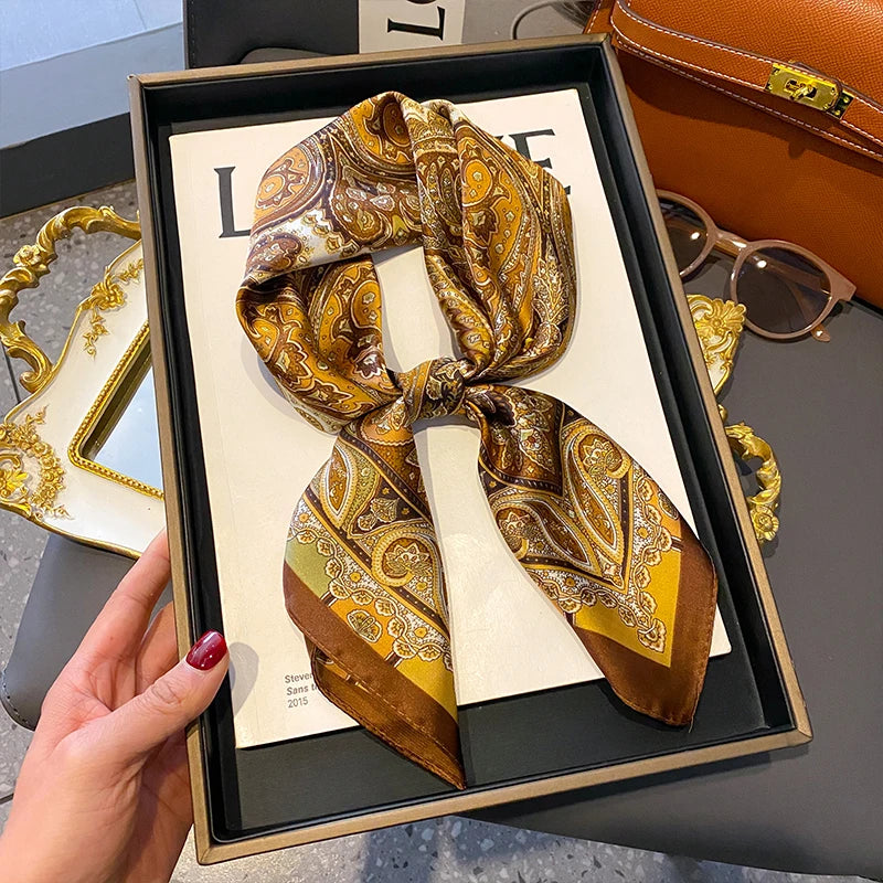 Silk scarf women's 2025 spring and summer new fashion high-end sense retro neck small square scarf accessories
