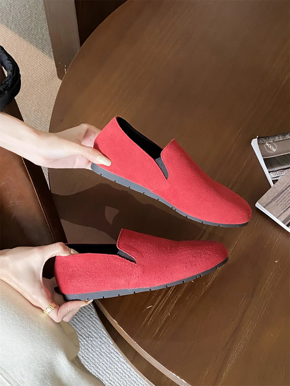 Women's Flat Shoes 2025 New Style Sports Shoes Women's Leather Casual Loafers Women Work Shoes Comfortable for Work Flats