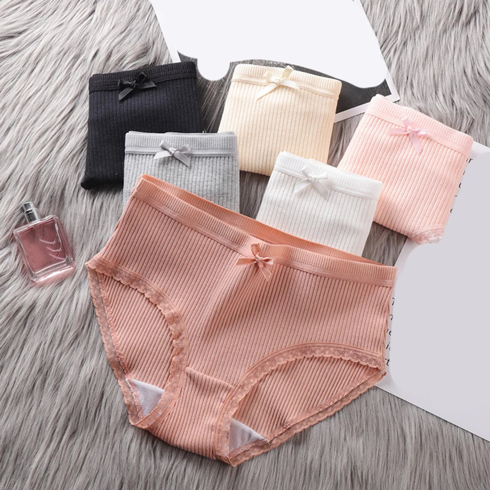 Discover the Comfort Women's Medium Rise Undergarment Designed With A Focus on Breathability & Ease of Movement