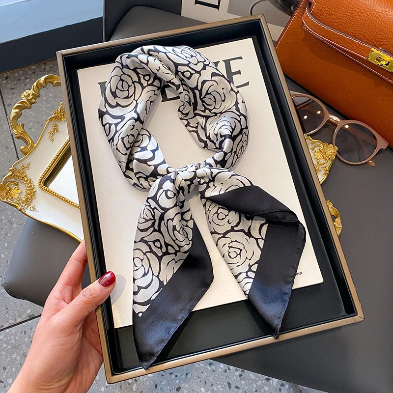 Silk scarf women's 2025 spring and summer new fashion high-end sense retro neck small square scarf accessories