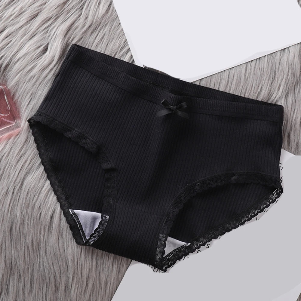 Discover the Comfort Women's Medium Rise Undergarment Designed With A Focus on Breathability & Ease of Movement