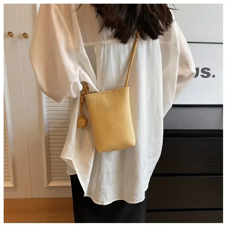 Women Handbags Female PU Leather Shoulder Bags Simple Large Capacity Crossbody Bags Portable Phone Purse Vacation Travel