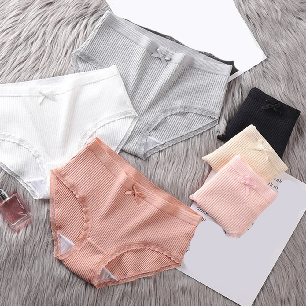 Discover the Comfort Women's Medium Rise Undergarment Designed With A Focus on Breathability & Ease of Movement