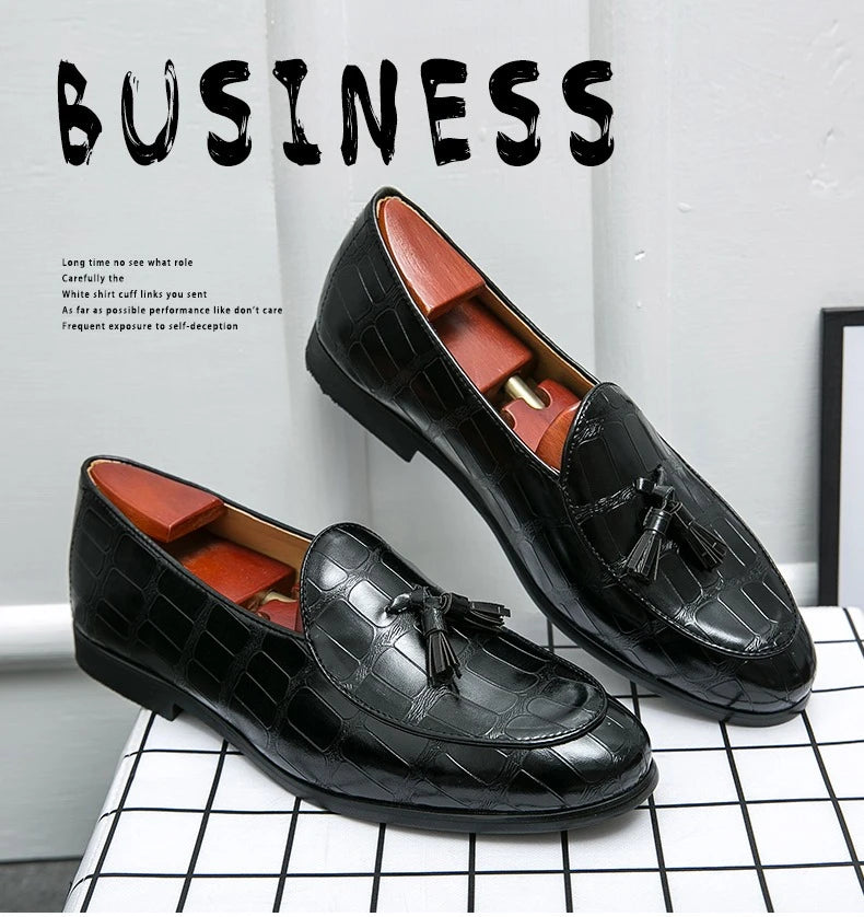 Wedding Shoes For Men Slip On Loafers Trend Tassels Leather Shoes Male Men’s Dress Shoes Business Shoes Men British Style Formal