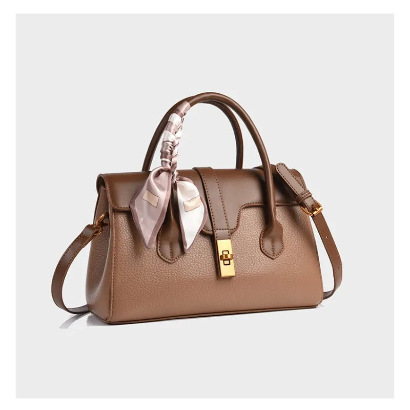 Fashionable and minimalist handbag for women, 2025 high-end crossbody bag, large capacity commuting handbag for women