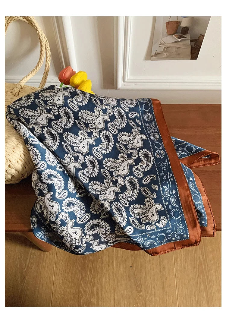 Silk scarf women's 2025 spring and summer new fashion high-end sense retro neck small square scarf accessories