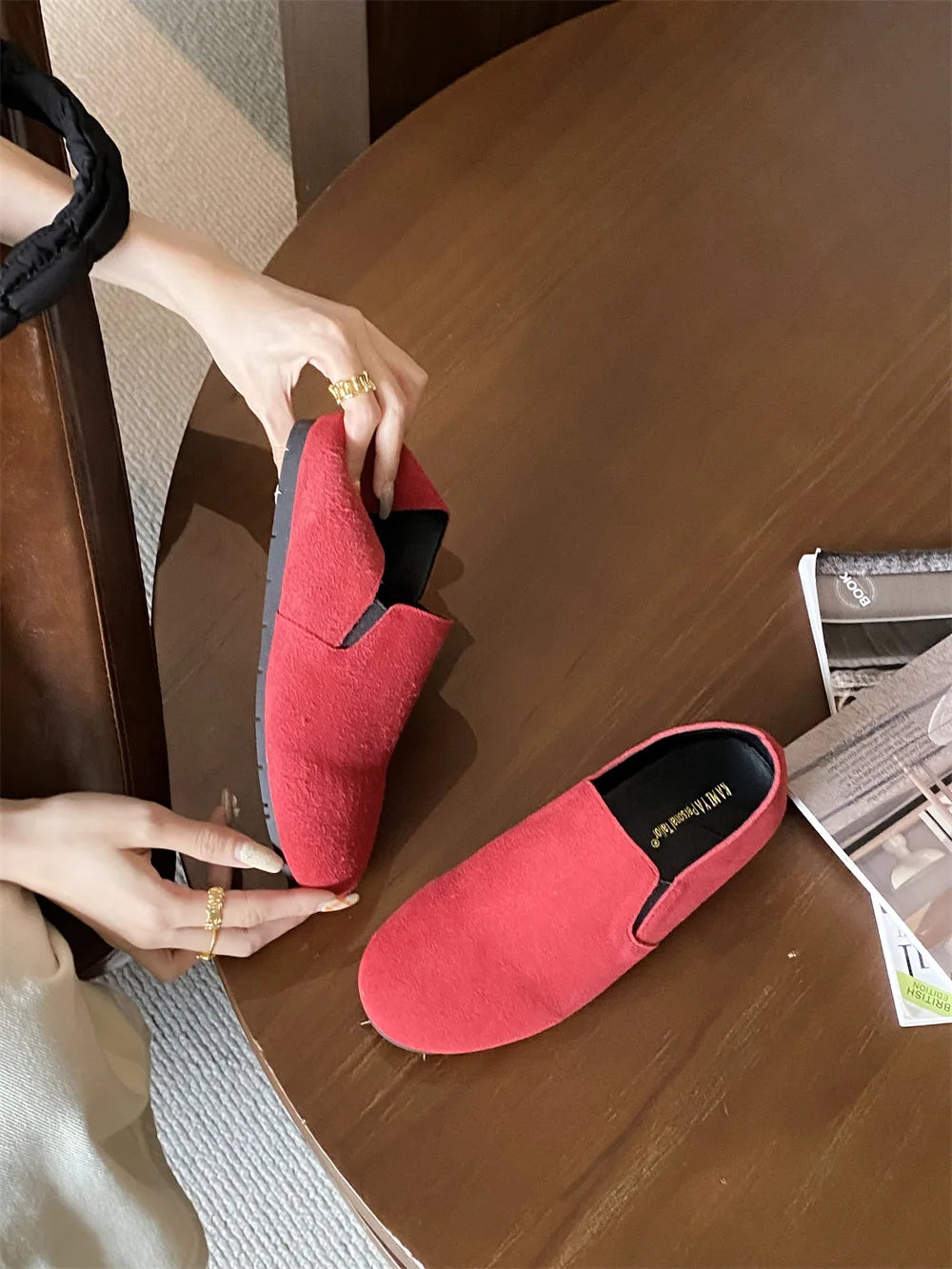 Women's Flat Shoes 2025 New Style Sports Shoes Women's Leather Casual Loafers Women Work Shoes Comfortable for Work Flats