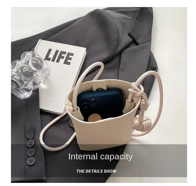 Women Handbags Female PU Leather Shoulder Bags Simple Large Capacity Crossbody Bags Portable Phone Purse Vacation Travel