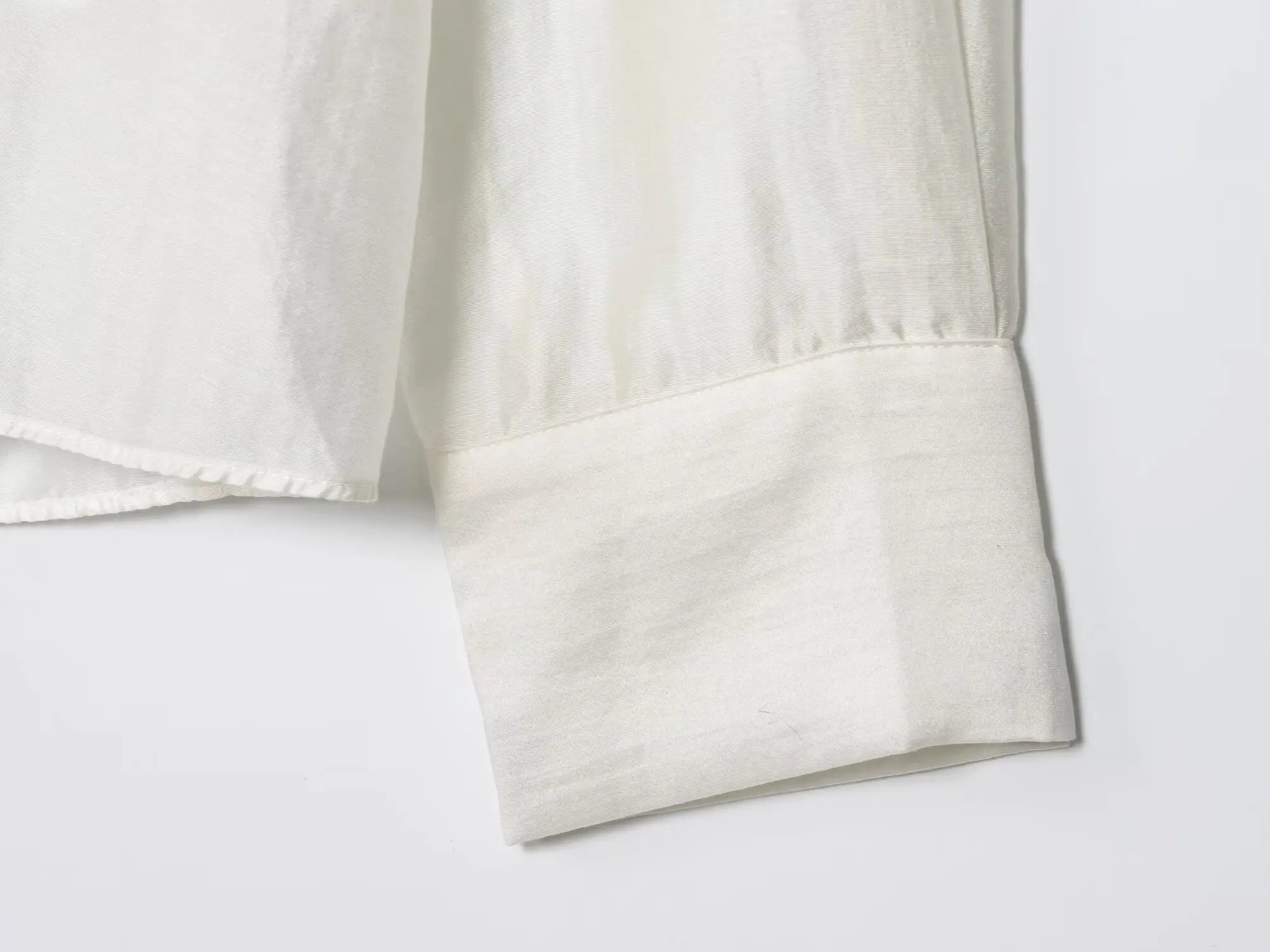 2025 New Women's Autumn Shirts Fashion Loose Elegant Office Shirts Chic Street Comfort Youth Travel Holiday Shirt Tops