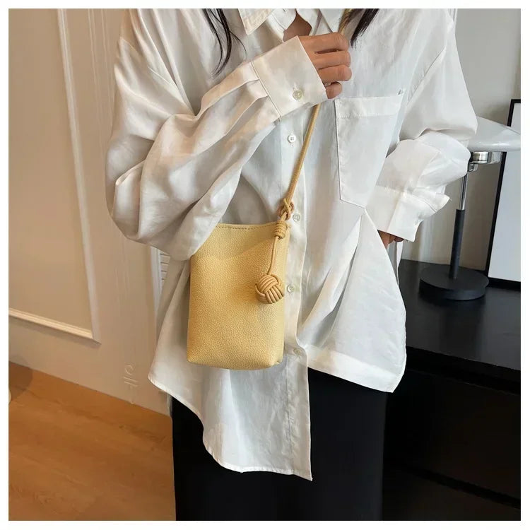 Women Handbags Female PU Leather Shoulder Bags Simple Large Capacity Crossbody Bags Portable Phone Purse Vacation Travel