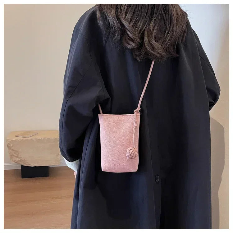 Women Handbags Female PU Leather Shoulder Bags Simple Large Capacity Crossbody Bags Portable Phone Purse Vacation Travel