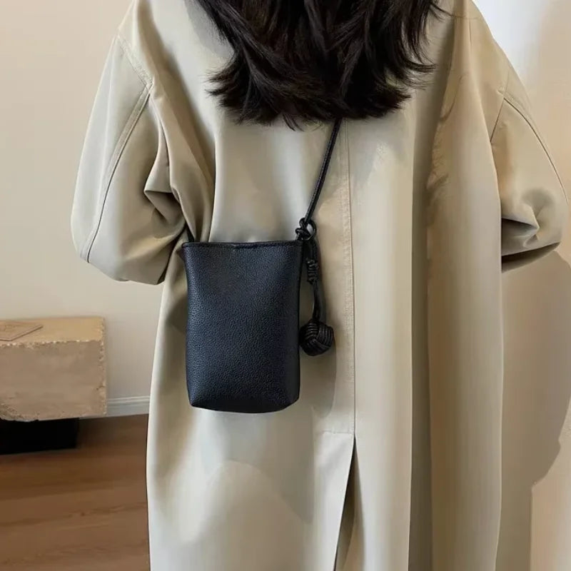 Women Handbags Female Pu Leather Shoulder Bags Luxury Large Capacity Crossbody Bags Portable Phone Purse Vacation Travel