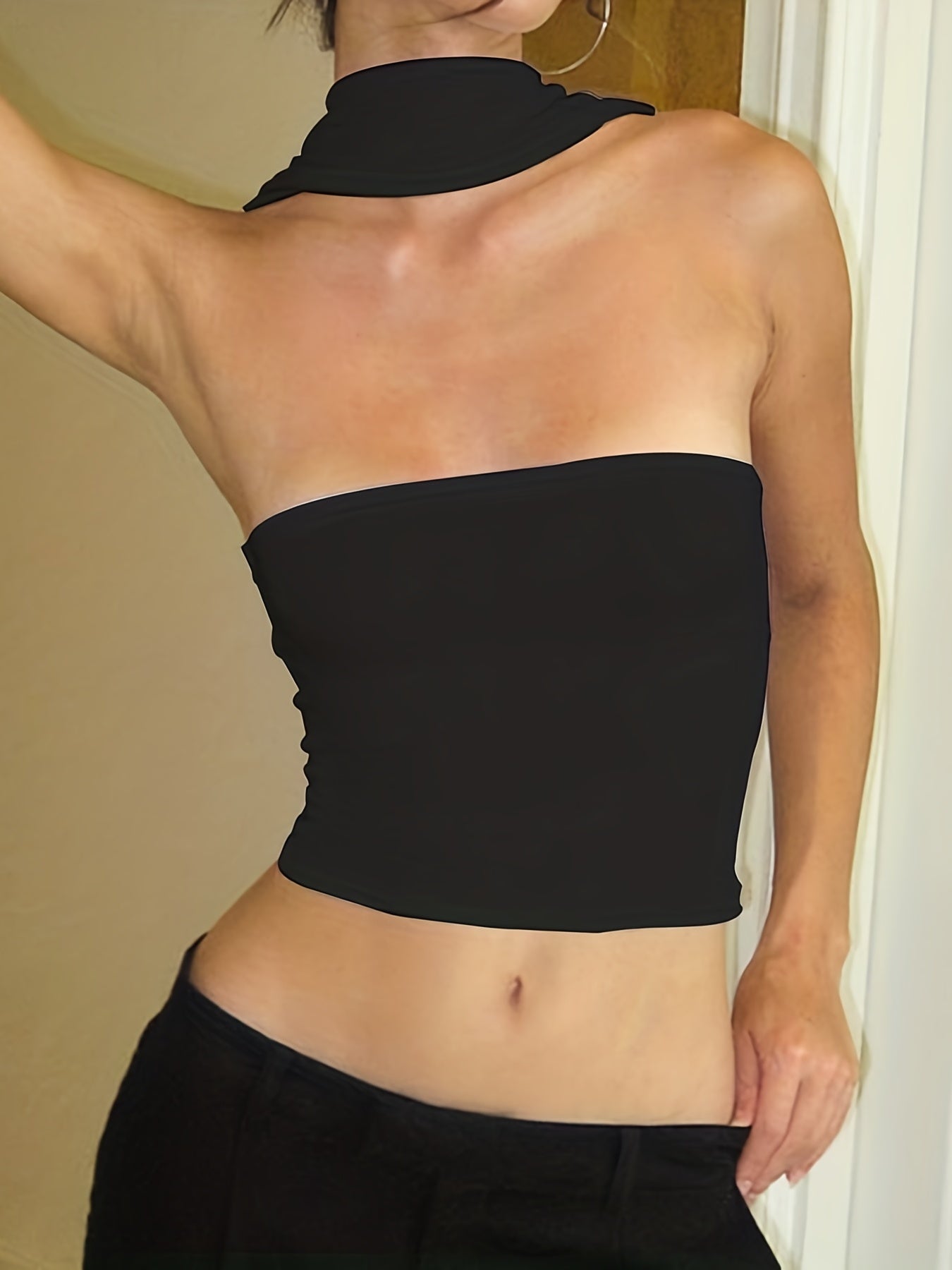 Sexy Ruched Halter Crop Top - Sleek Sleeveless Design, Body-Hugging Fit, Comfortable Wear, Women's Fashion Clothing for Summer and Party Occasions